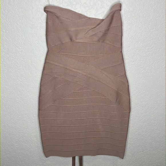 NWT House of CB Leyla Bandage Dress Nude/Pink Large. - Picture 2 of 14